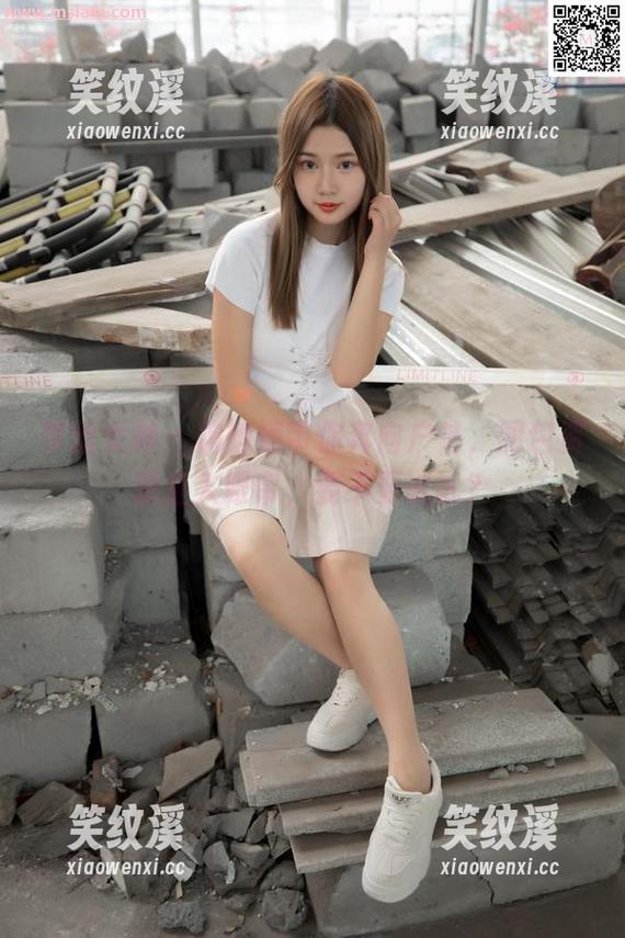 梦丝女神 - 魏婷婷带你奔向户外，图包资源直入眼帘，要不要试试？