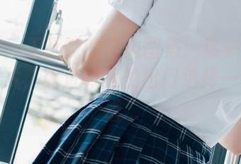 波萝社 – 王语纯的海边图集:这一堆无圣光的照片,简直跟我的出门选择一样不靠谱…