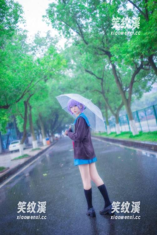 浅野菌子 图片分享时间!浅野菌子在户外,树木都开始羡慕她了吧?