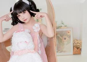 爆机少女喵小吉的蕾丝，网盘里婀娜的曲线慢慢下载中…