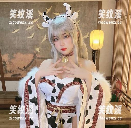 白烨烨 白烨烨和她超辣猎犬姐姐,美图分享,准备好小心心了吗?