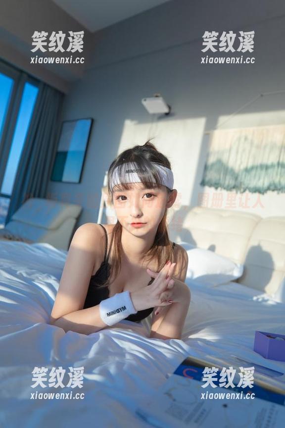 神楽坂真冬 神楽坂真冬的原图如同迷雾,图册里让人甩不掉的情绪