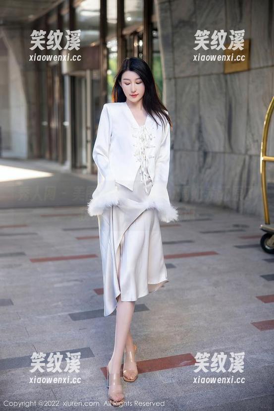 秀人网-Carol周妍希 秀人网 - 美图一枚:Carol周妍希还原了我心中最理想的圣诞