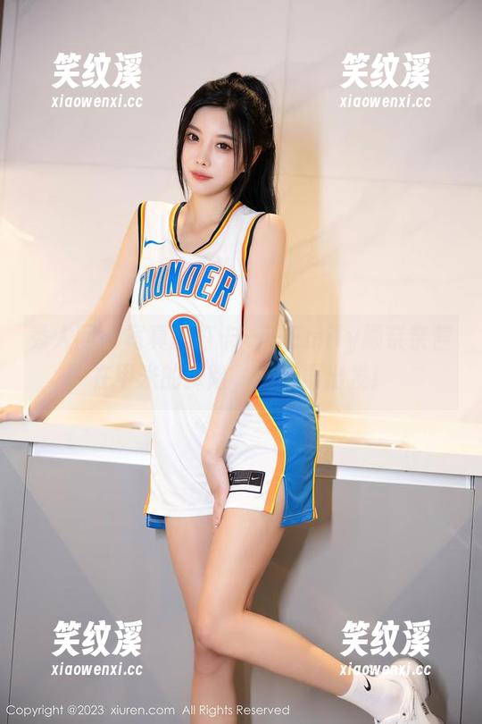 秀人网-Emily顾奈奈酱 秀人网 - 写真的打卡——Emily顾奈奈酱在甲米的探险,期待再出发!