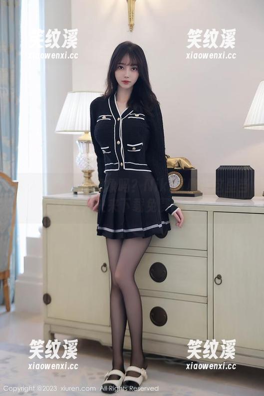 秀人网-Niki可雅 秀人网 - 你能想象吗?Niki可雅在这里当女王,快来下载免费图包!