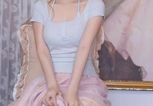 秀人网 – 原来连衣裙的作用是：让小蛮妖_honey变成街头吸睛的超级英雄，图片见证奇迹！
