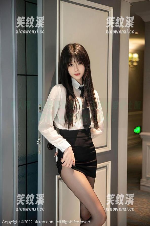 秀人网-王伊纯 秀人网 - 原图圈粉无数,王伊纯穿护士服,这角色扮演我给100分。