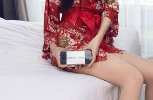 秀人网 – 蓝夏Akasha的白色画风,点击下载让你画风突变!