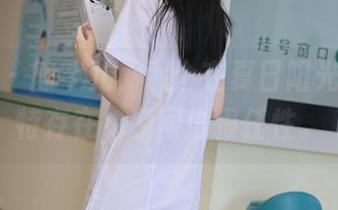 秀人网 – 陈芊儿，那个在夏日阳光下的独特存在，原图也很任性。