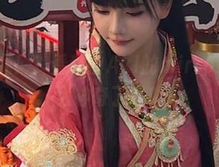 免费资源！？看秋山AkI的mirror彩云，太神奇了吧！