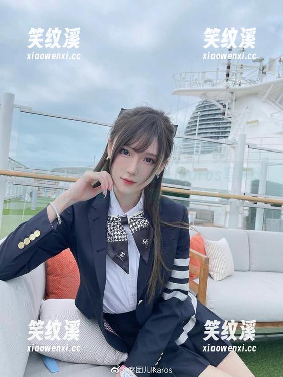 牛仔裤or牛仔裤？腐团儿Ikaros写真让人心里小鹿乱撞，网盘里慢慢看！