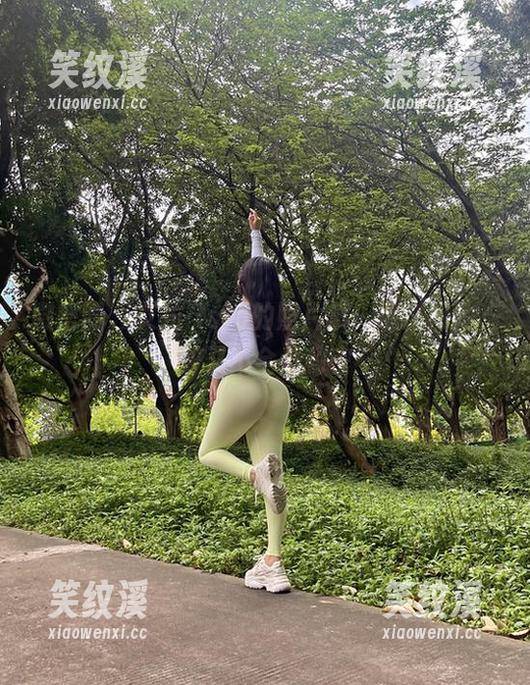 艾拉·isla 微密圈 - 艾拉·isla的照片集:细腻如她,却又不全是秘密