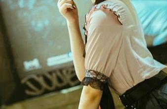 大胆尝试：在落落Raku的网盘中找寻“YourPuppy!”写真，淡淡的狗狗气息