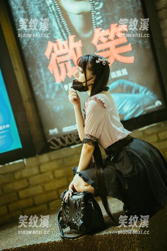 落落Raku 大胆尝试:在落落Raku的网盘中找寻“YourPuppy!”写真,淡淡的狗狗气息