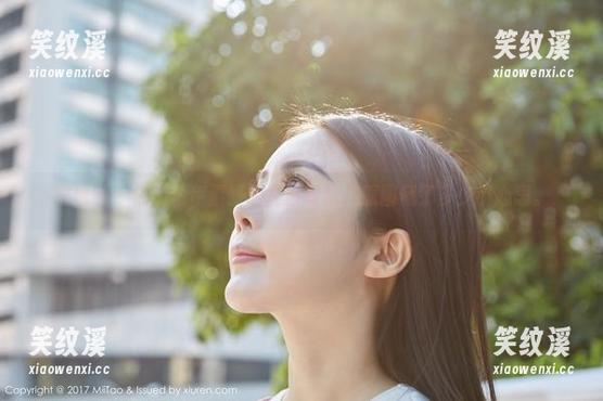 蜜桃社-伊素妍 蜜桃社 - 仔细看伊素妍的夏日写真,原图藏了多少小心思。