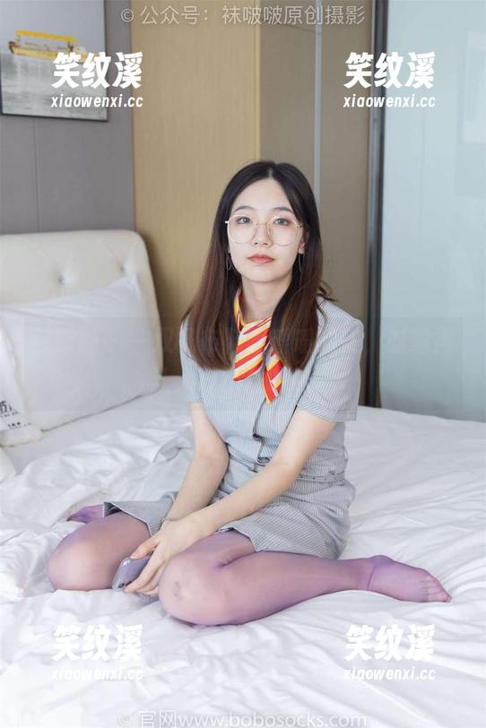袜啵啵 - 一双帆布鞋和瑶瑶的美，时髦得让人忍不住咕哝。