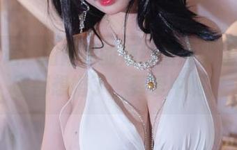 图包急送：韶陌陌的婚纱居然能让我的闺蜜都想婚了，葬爱中啊！