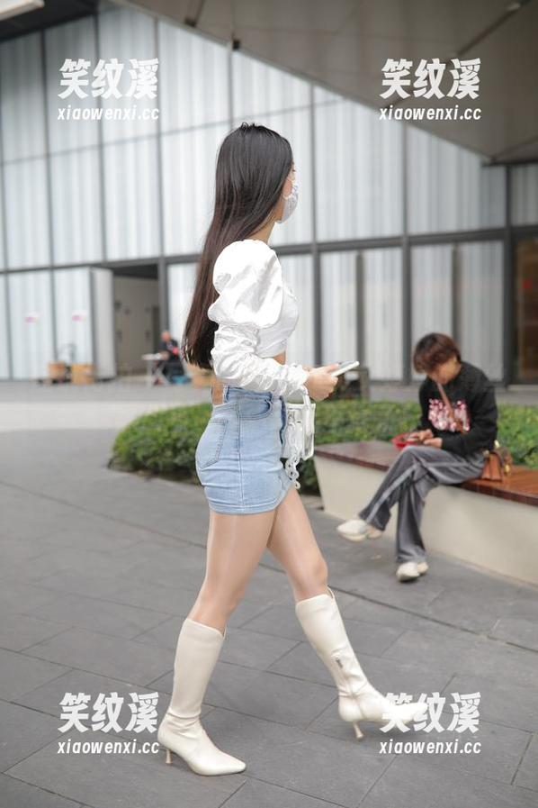 魔镜街拍-婷婷 魔镜街拍 - 写真时间!OL美女婷婷的薄丝黑科技,高清捕捉不得了!